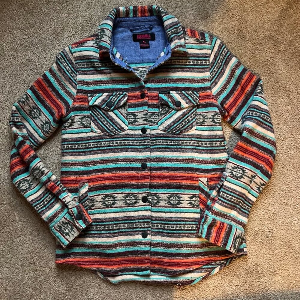 Rock & Roll Denim Women’s Aztec Print Shacket Small